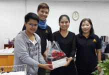 สวัสดีปีใหม่ ลูกค้าที่น่ารักขอบคุณที่เลือก Love Ok Click FM.96.75MHz.