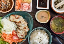 พรุ่งพบกับ Live สุดพิเศษ เราภูมิใจเสนอเมนูจาก Hakone Cafe Cm. ยกทัพมาเชิญชวนทุกท่าน